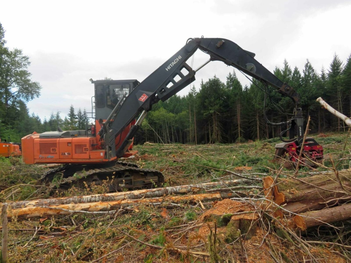 2011 Hitachi ZX290F-3 Processor - Forestech Equipment Ltd.