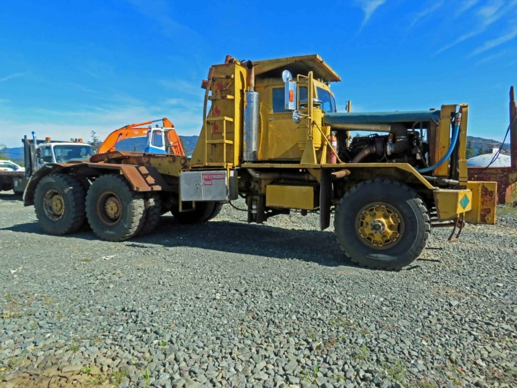 Hayes HDX Pre Load Off Highway Truck Tractor - Forestech Equipment Ltd.