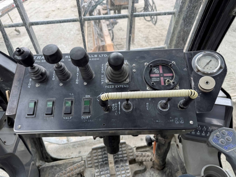 2006 John Deere 270DLC Hydraulic Excavator Drill - Image 38