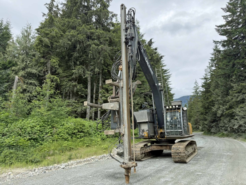 2006 John Deere 270DLC Hydraulic Excavator Drill - Image 4