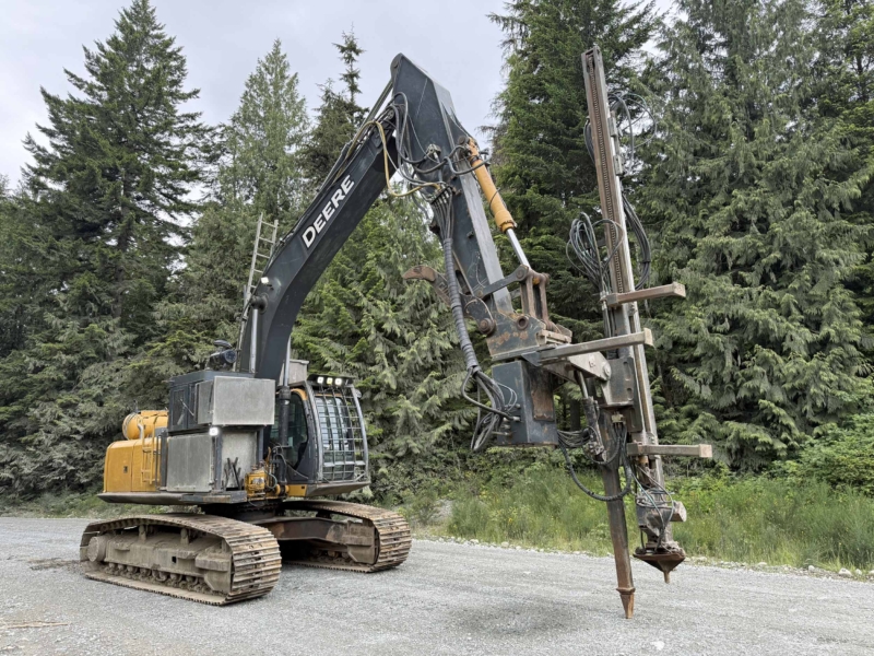2006 John Deere 270DLC Hydraulic Excavator Drill - Image 6