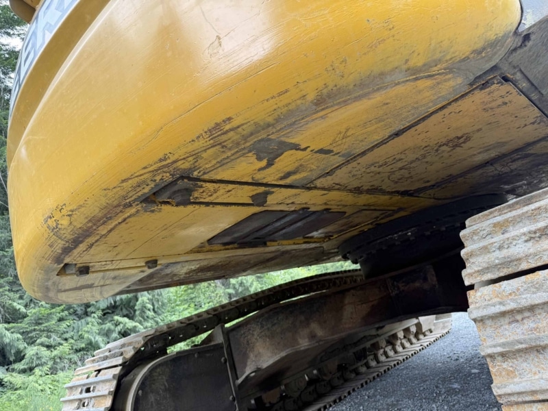2006 John Deere 270DLC Hydraulic Excavator Drill - Image 44