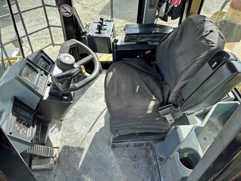 2001 Caterpillar 980G "Forest Machine" Wheel Loader - Image 28