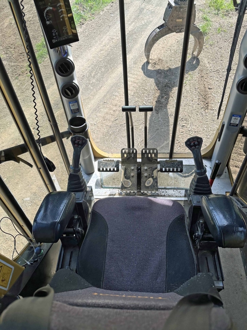 2018 Tigercat 890 Heel Boom Log Loader - Image 34