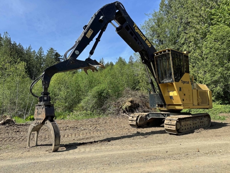 2018 Tigercat 890 Heel Boom Log Loader - Image 3