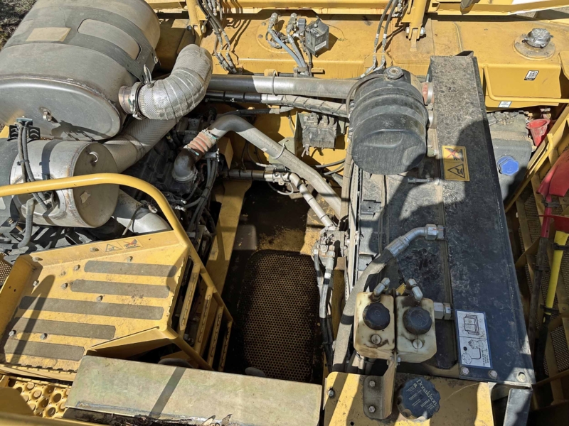 2018 Tigercat 890 Heel Boom Log Loader - Image 40