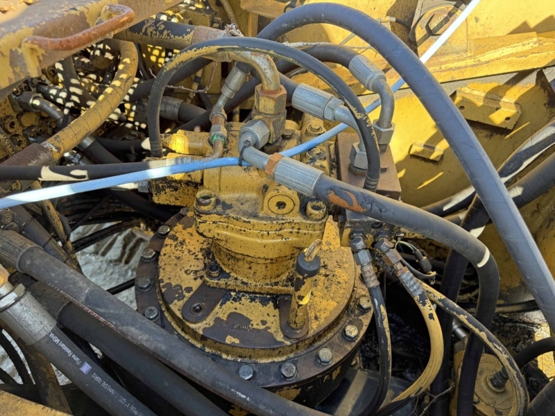 1994 Caterpillar 330L "Road Builder" Hydraulic Excavator - Image 26