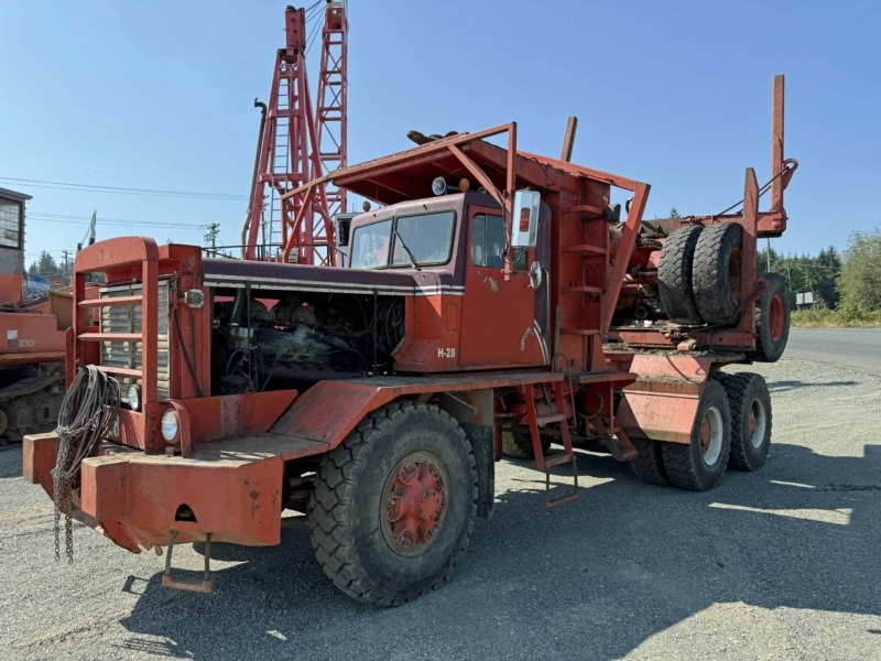 Hayes HDX Conventional T/A Off Highway Log Truck & Trailer - Image 3