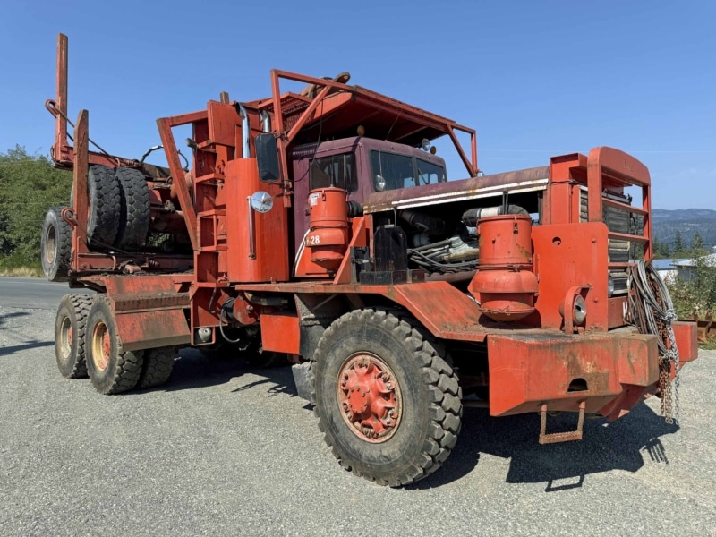 Hayes HDX Conventional T/A Off Highway Log Truck & Trailer - Image 8