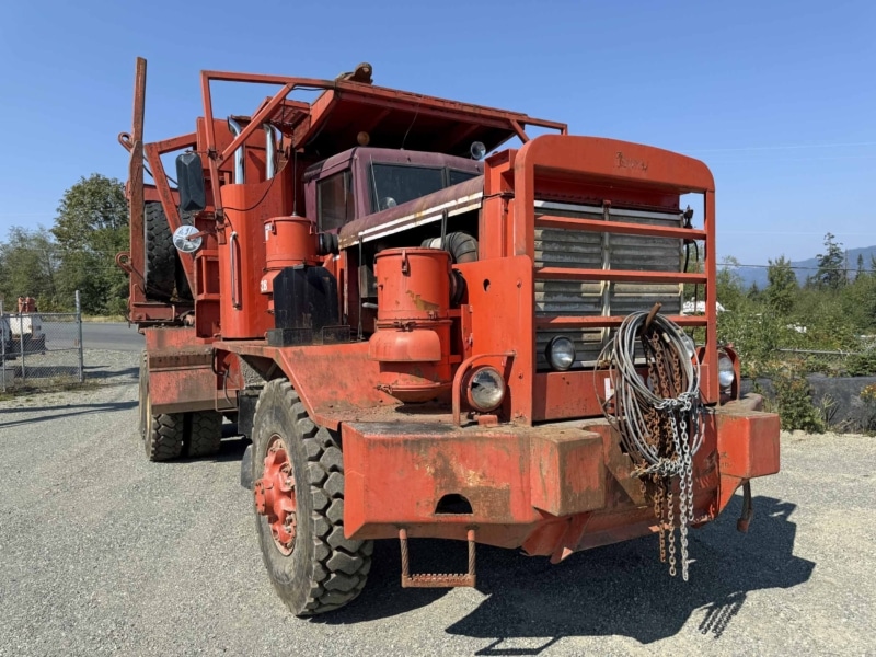 Hayes HDX Conventional T/A Off Highway Log Truck & Trailer - Image 7