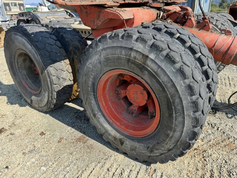 Hayes HDX Conventional T/A Off Highway Log Truck & Trailer - Image 35