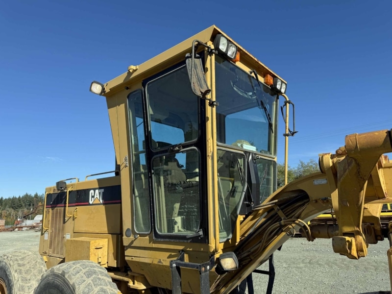 2003 Caterpillar 140H Motor Grader - Image 34