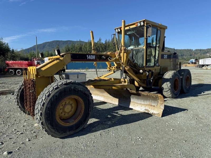 2003 Caterpillar 140H Motor Grader - Image 2