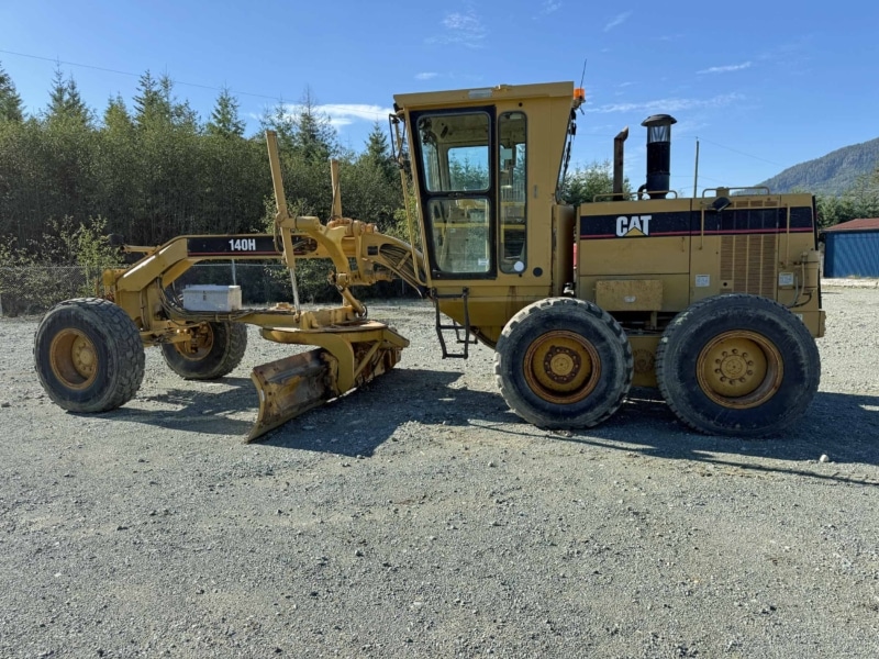 2003 Caterpillar 140H Motor Grader - Image 17