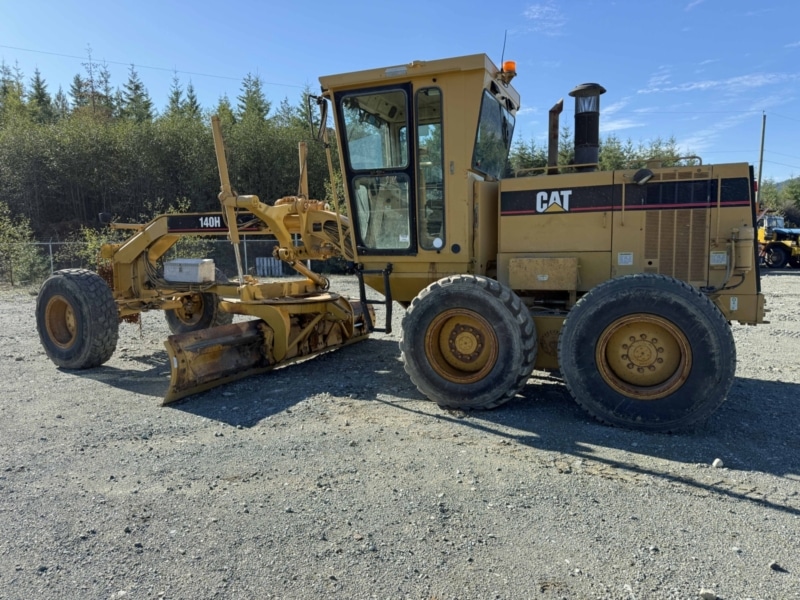 2003 Caterpillar 140H Motor Grader - Image 18