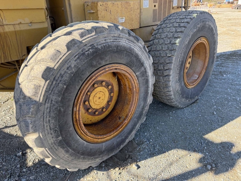 2003 Caterpillar 140H Motor Grader - Image 43