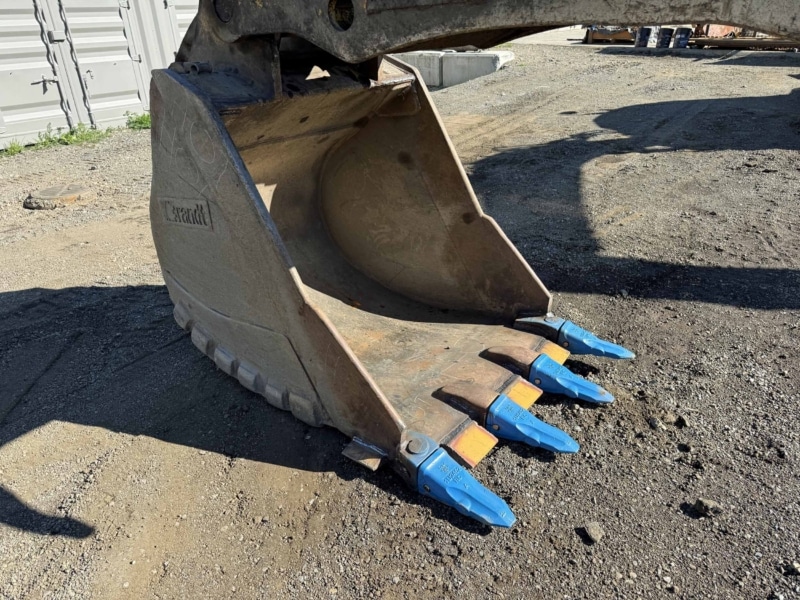 2014 John Deere 350GLC Hydraulic Excavator - Image 24