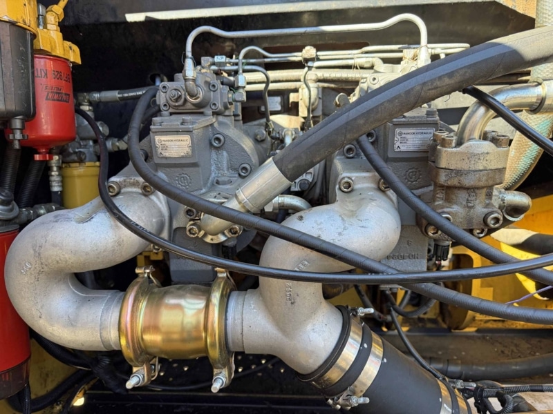 2014 John Deere 350GLC Hydraulic Excavator - Image 30