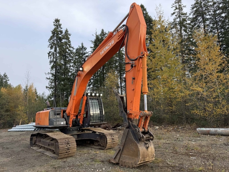 2014 Hitachi ZX290LC-5N Hydraulic Excavator - Forestech Equipment Ltd.